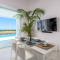Seashore Villa - Luxury Beachfront - Pool & Sea View