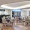 NLH MONASTIRAKI - Neighborhood Lifestyle Hotels