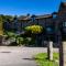 Parva Farmhouse Riverside Guesthouse