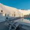 Fira-Cave-Sleeps 13-Parking-Pool-Pet Friendly