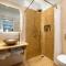 Hotel Thira