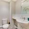 GF flat sleeps 4, parking for Contractors by Eagle Owl Stays