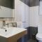 Vista Point - Cast Renting