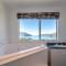 Seaview Outlook - Wainui Holiday Home - Wainui