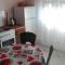 Apartments with parking space Murter - 5098