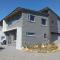 Lovely new flat near restaurants and beach with solar - free wifi and DSTV