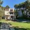 Beachfront Villa with Private Pool by Monika Experiences