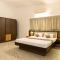 Hotel Paramount Suites & Service Apartments - Mangalore