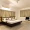 Hotel Paramount Suites & Service Apartments - Mangalore