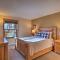 Walk to Main St Ski-InandOut Abode in Breckenridge! - بريكنريدج