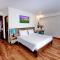 Golden Lotus Hotel