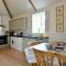East Green Farm Cottages - The Granary - Saxmundham