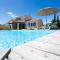 Spacious villa with private pool - Beaufort