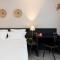 Hôtel Chromatics & Restaurant Hill Club by HappyCulture