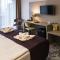 Hotel Golden Lake Resort