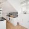 Canterbury 2 Bed Apartment Close to Town CT1 Sleeps 6