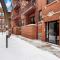 Chic & Updated Studio Apt in East Lakeview - Barry S1
