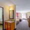 Econo Lodge Inn & Suites