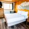 Garden of the Gods RV Resort