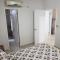 Elegante apartamento discreto, con playa y piscina