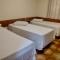 Lelis Hotel