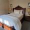 Lowell Inn
