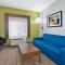 Holiday Inn Express and Suites Three Rivers by IHG