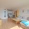 Apartment 515