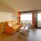 Apartment 545