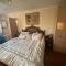 2-Bed Apartment in High Wycombe Private Garden