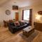 Fisherman Cottage - ideal for Trades and couples part of Langley Serviced Apartments Has outside steps