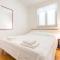 Apartment Nika Solitudo