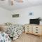 Siesta Key Escape Ground Floor Steps to Heated Pool and Free Trolley