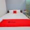 RedDoorz Plus @ Batutulis Bogor