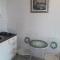 Robinson Medvidina Small room
