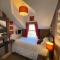 Delovely Hotel