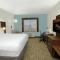 Holiday Inn Express & Suites Columbus North by IHG - Columbus