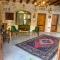Risus Cave Suites