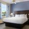 Days Inn & Suites by Wyndham DFW Airport South-Euless