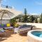Maravelias Rooms