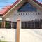RESTHOUSE fully airconditioned w/ Private Parking - 土格加劳