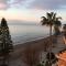 Exclusive penthouse on the beachfront - Estepona