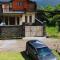 BUYAN LODGE lake view villa