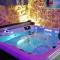 Gîte Love Dreams Jacuzzi privatif Gîte Love Dreams Jacuzzi privatif