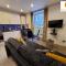 1 & 3 Bedroom Apt by Sensational Stay Serviced Accommodation - Adelphi Suites