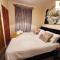 Sensational Stay Short Lets & Serviced Accommodation 2 bedroom Apartment Aberdeen, Middlefield Place