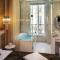 Paris jAdore Hotel & Spa