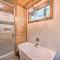 Broken Bow Lazy Dog Lodge with Hot Tub, Pool Table - بروكن بو