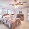 Lake Livingston Hideaway with Dock and Gas Grill!
