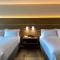 Holiday Inn Express & Suites Lexington Downtown Area-Keeneland by IHG